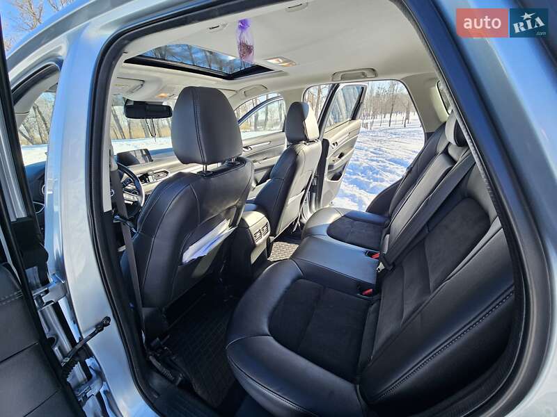 Внедорожник / Кроссовер Mazda CX-5 2017 в Черкассах