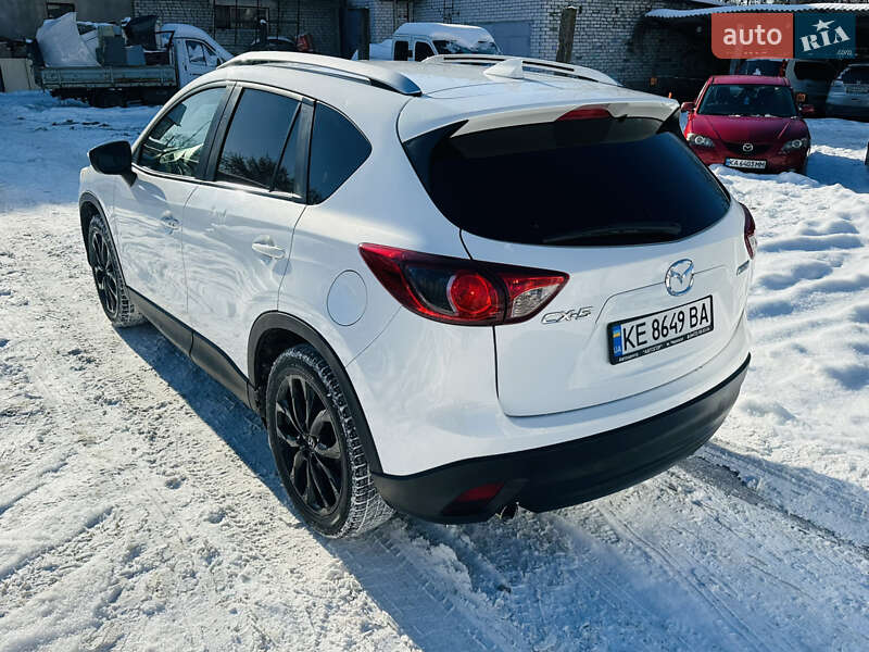 Позашляховик / Кросовер Mazda CX-5 2015 в Києві