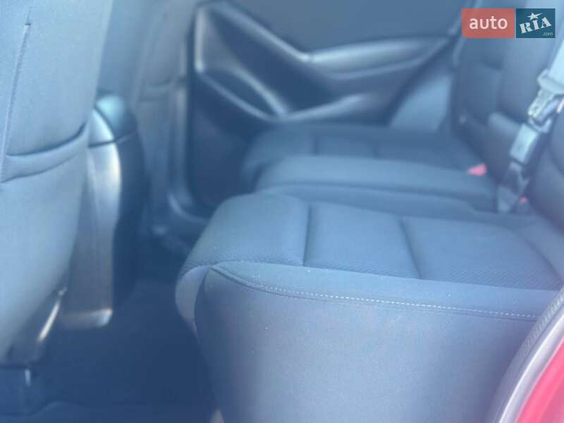 Внедорожник / Кроссовер Mazda CX-5 2015 в Луцке