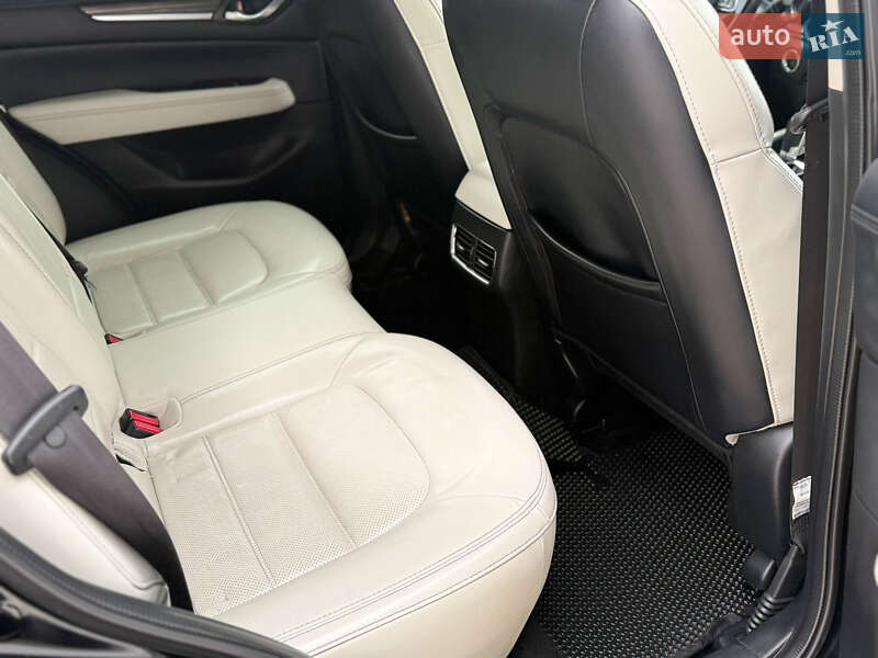 Внедорожник / Кроссовер Mazda CX-5 2017 в Харькове