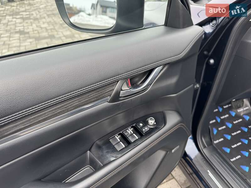 Внедорожник / Кроссовер Mazda CX-5 2017 в Ровно фото 15 Внедорожник / Кроссовер Mazda CX-5 2017 в Ровно