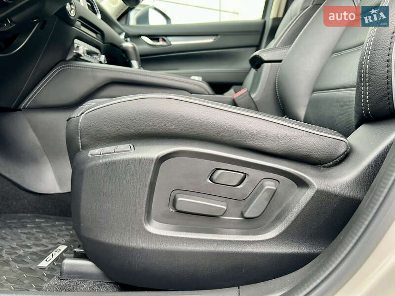 Внедорожник / Кроссовер Mazda CX-5 2025 в Киеве