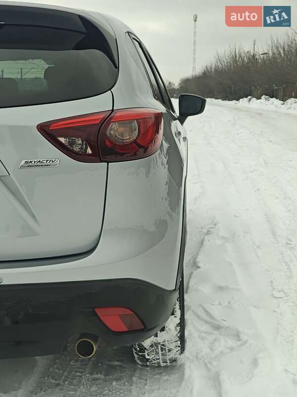 Внедорожник / Кроссовер Mazda CX-5 2016 в Фастове