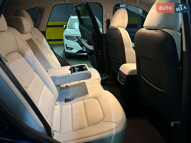 Позашляховик / Кросовер Mazda CX-5 2022 в Дніпрі