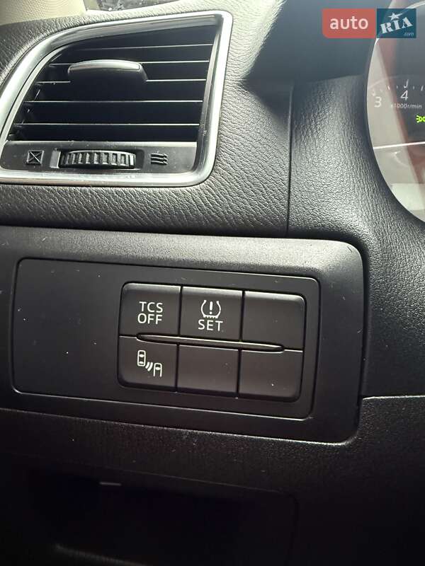 Внедорожник / Кроссовер Mazda CX-5 2015 в Сумах