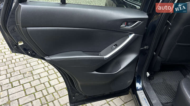 Внедорожник / Кроссовер Mazda CX-5 2015 в Ивано-Франковске