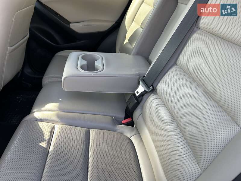 Внедорожник / Кроссовер Mazda CX-5 2013 в Ирпене