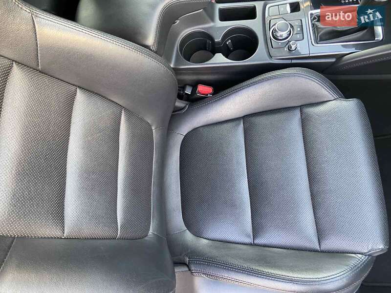 Позашляховик / Кросовер Mazda CX-5 2015 в Києві