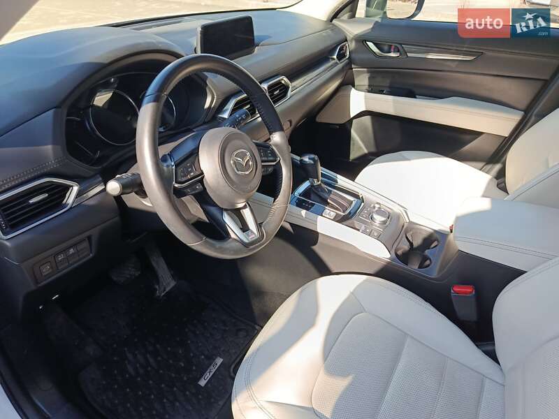 Внедорожник / Кроссовер Mazda CX-5 2019 в Городке