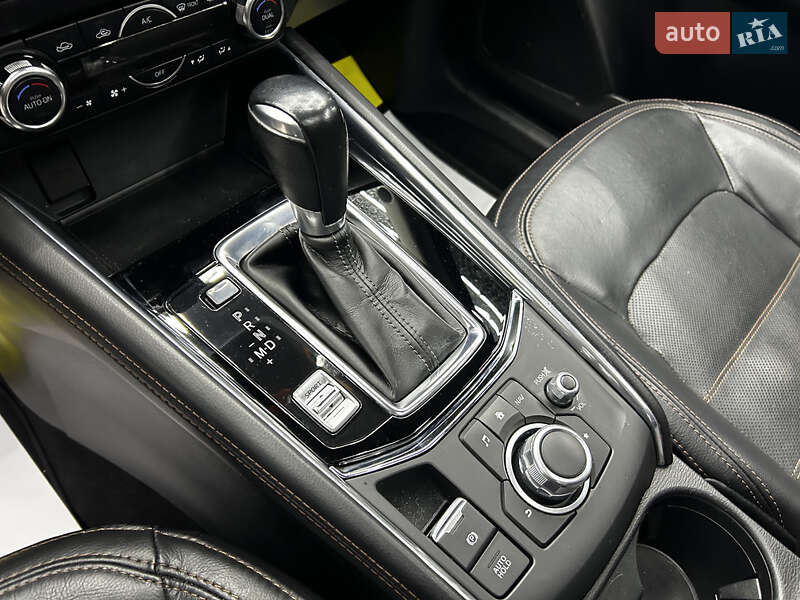 Внедорожник / Кроссовер Mazda CX-5 2018 в Черновцах