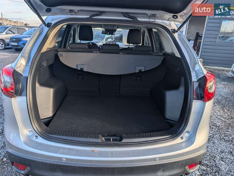 Позашляховик / Кросовер Mazda CX-5 2016 в Рівному