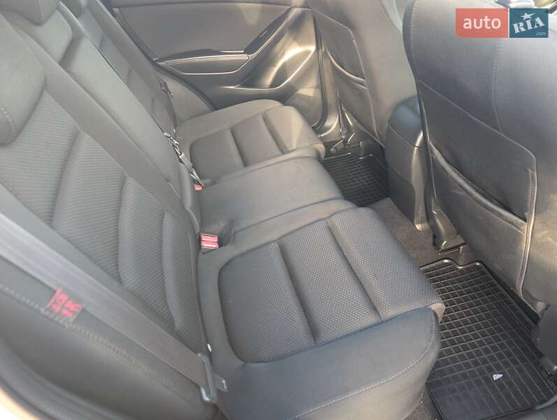 Позашляховик / Кросовер Mazda CX-5 2016 в Рівному