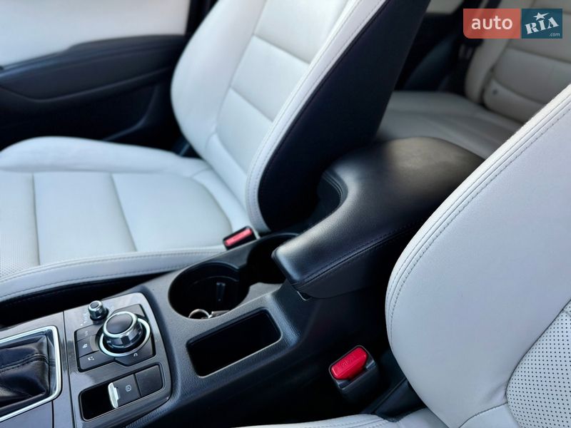 Внедорожник / Кроссовер Mazda CX-5 2015 в Луцке