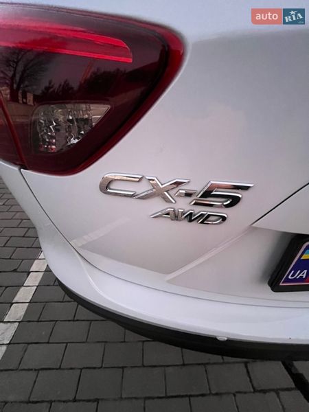 Внедорожник / Кроссовер Mazda CX-5 2016 в Луцке