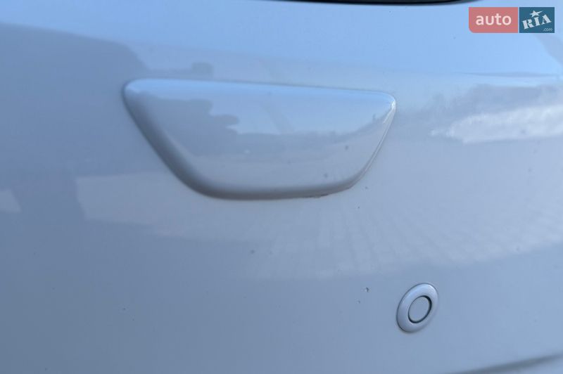 Внедорожник / Кроссовер Mazda CX-5 2014 в Ровно