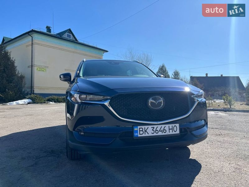 Внедорожник / Кроссовер Mazda CX-5 2019 в Сарнах