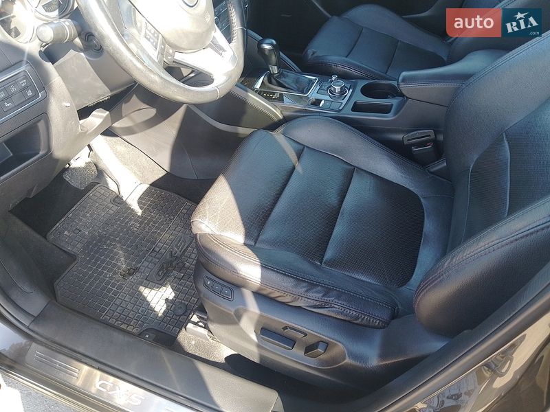Внедорожник / Кроссовер Mazda CX-5 2015 в Ровно