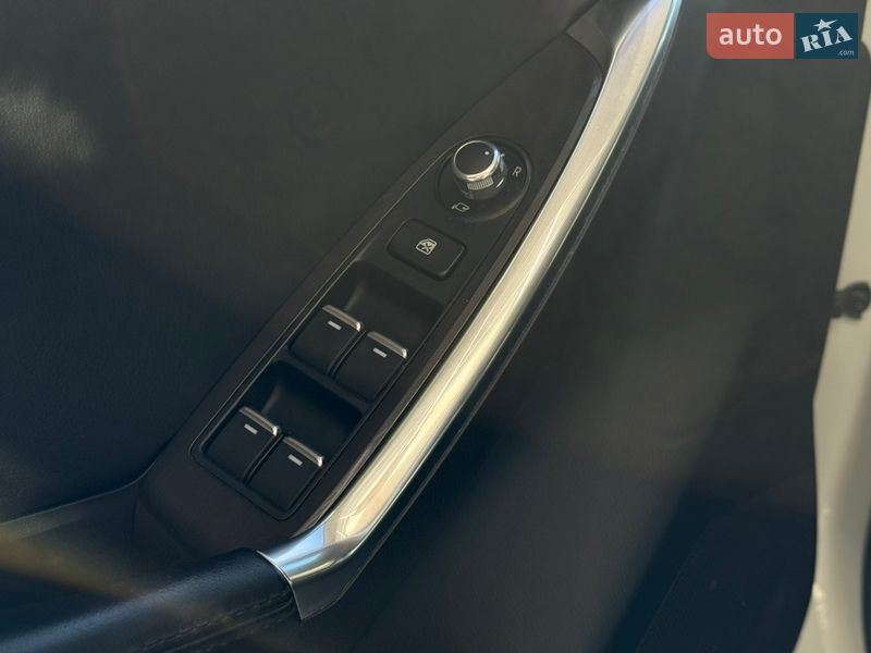 Внедорожник / Кроссовер Mazda CX-5 2016 в Киеве