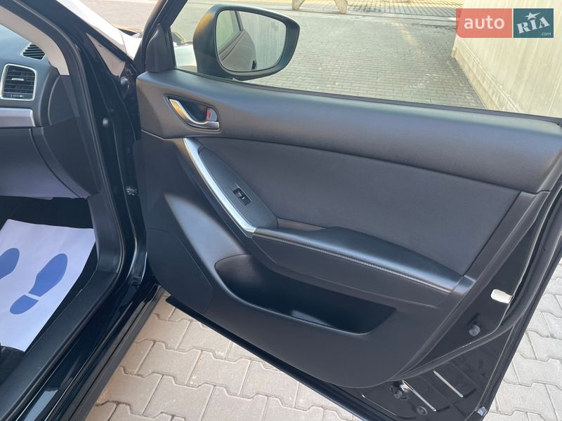 Внедорожник / Кроссовер Mazda CX-5 2015 в Рожище