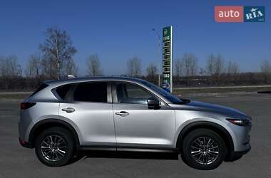 Позашляховик / Кросовер Mazda CX-5 2017 в Золотоноші