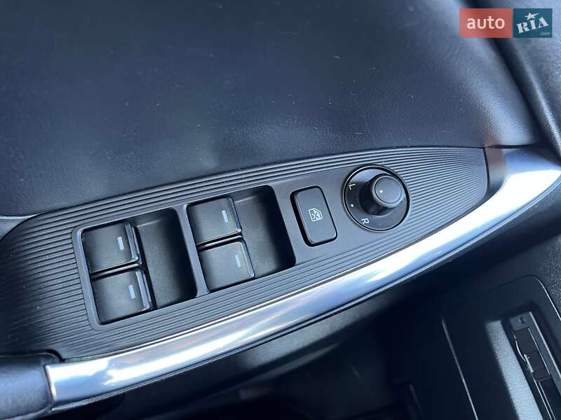 Позашляховик / Кросовер Mazda CX-5 2012 в Рівному