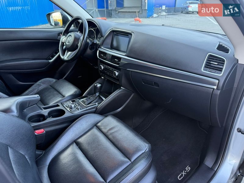 Внедорожник / Кроссовер Mazda CX-5 2016 в Ровно
