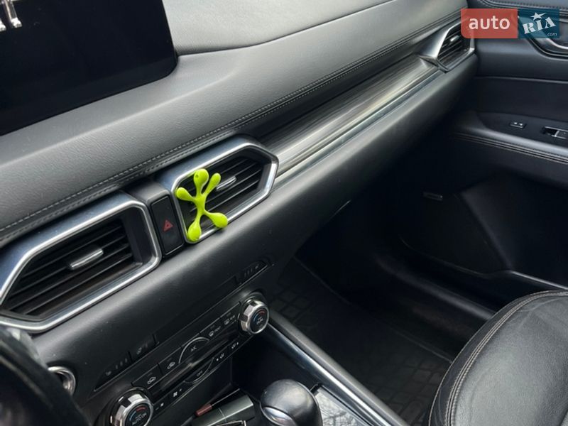 Позашляховик / Кросовер Mazda CX-5 2017 в Дніпрі