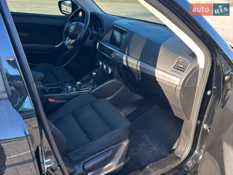 Позашляховик / Кросовер Mazda CX-5 2015 в Києві