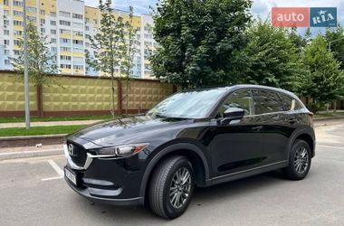Внедорожник / Кроссовер Mazda CX-5 2017 в Киеве
