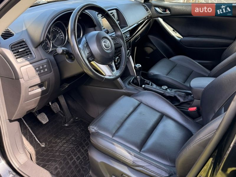 Внедорожник / Кроссовер Mazda CX-5 2013 в Черновцах