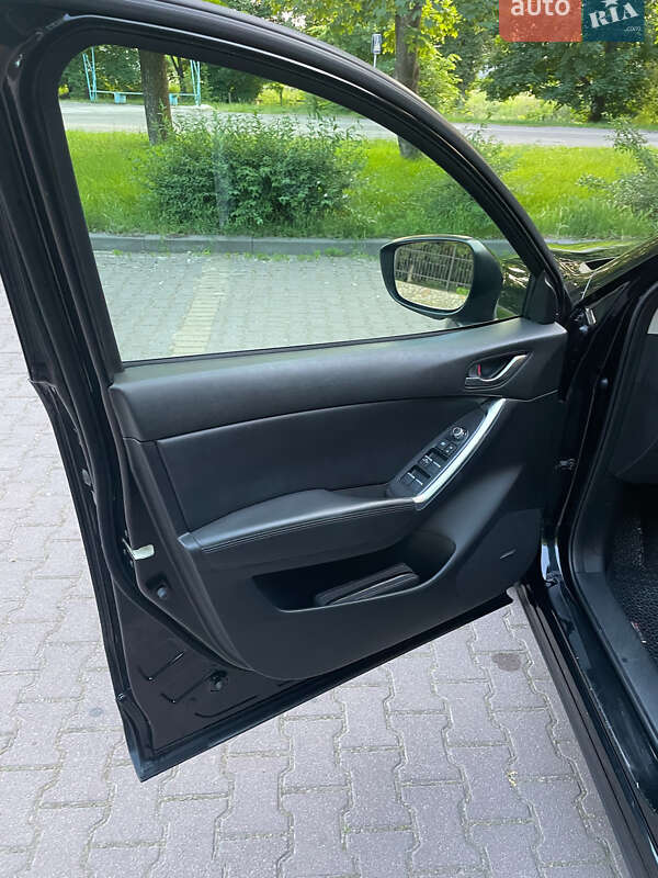 Позашляховик / Кросовер Mazda CX-5 2016 в Миргороді