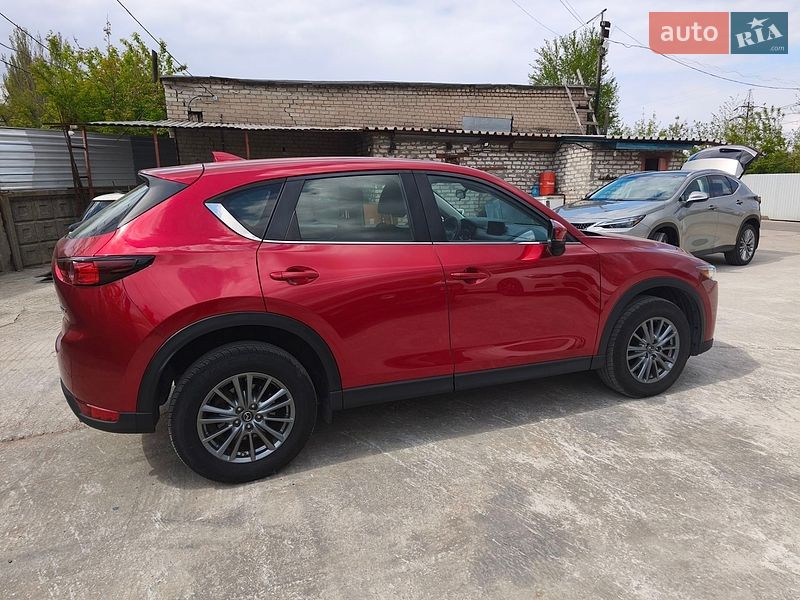 Внедорожник / Кроссовер Mazda CX-5 2017 в Кривом Роге