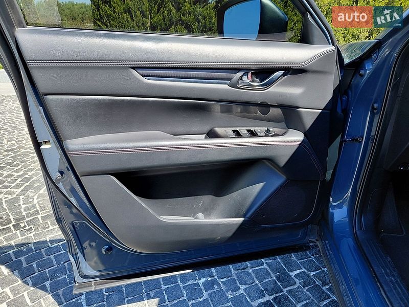 Внедорожник / Кроссовер Mazda CX-5 2022 в Днепре