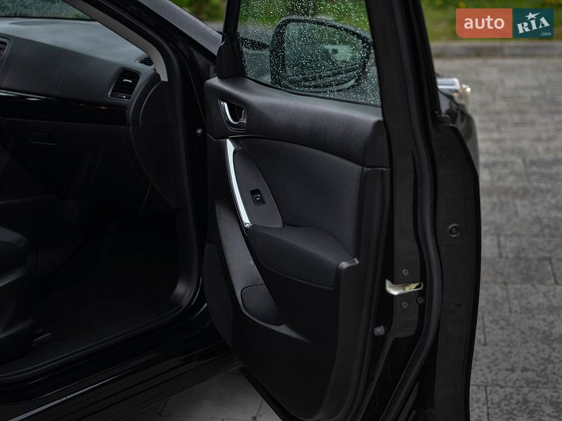 Внедорожник / Кроссовер Mazda CX-5 2012 в Самборе