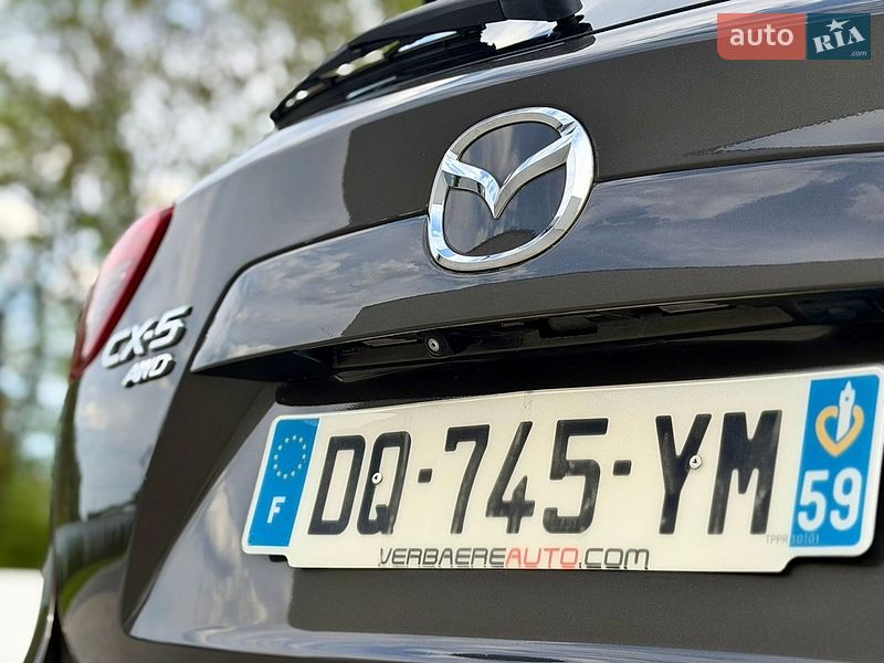 Внедорожник / Кроссовер Mazda CX-5 2016 в Луцке