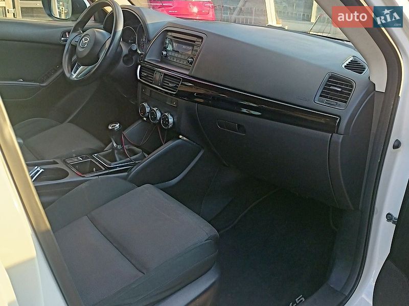 Внедорожник / Кроссовер Mazda CX-5 2017 в Киеве