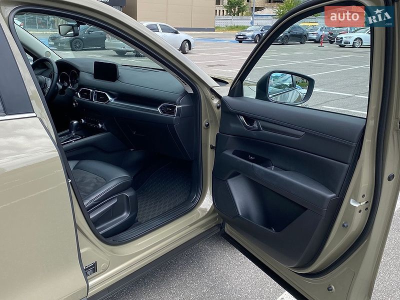 Внедорожник / Кроссовер Mazda CX-5 2023 в Киеве