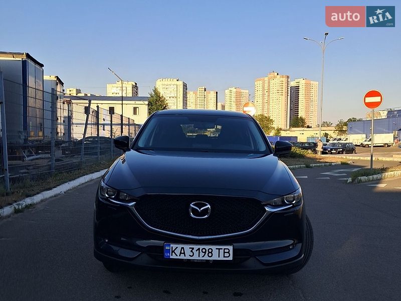 Внедорожник / Кроссовер Mazda CX-5 2017 в Киеве