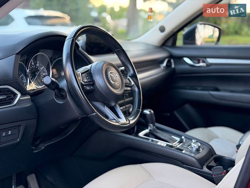Внедорожник / Кроссовер Mazda CX-5 2018 в Староконстантинове