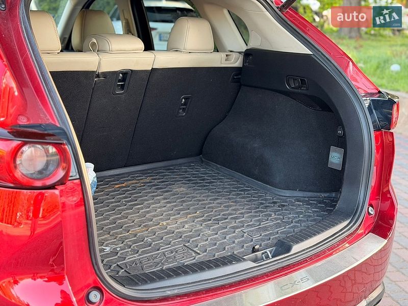 Внедорожник / Кроссовер Mazda CX-5 2018 в Староконстантинове