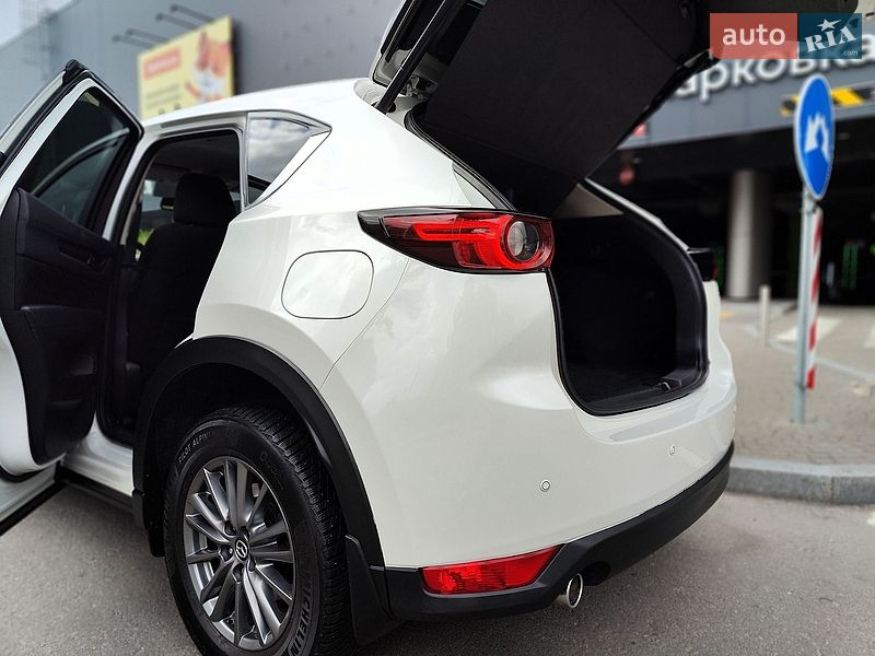 Внедорожник / Кроссовер Mazda CX-5 2018 в Киеве