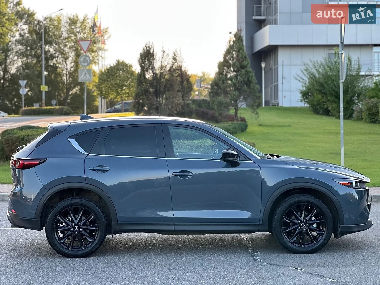 2022 Mazda CX-5 - мініатюра 12