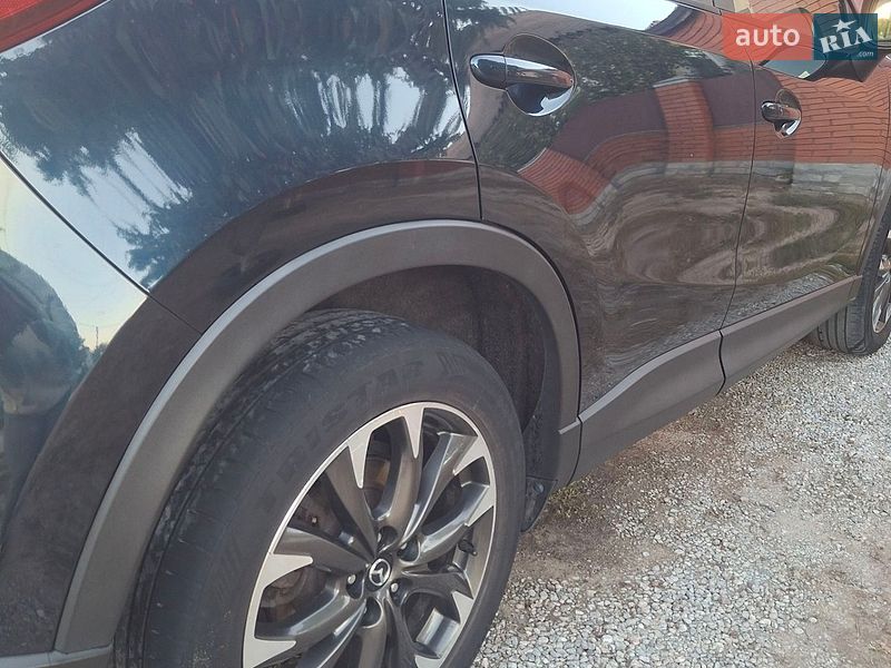 Позашляховик / Кросовер Mazda CX-5 2015 в Луцьку