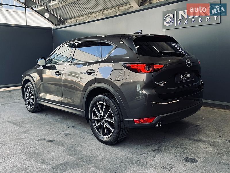Внедорожник / Кроссовер Mazda CX-5 2017 в Киеве