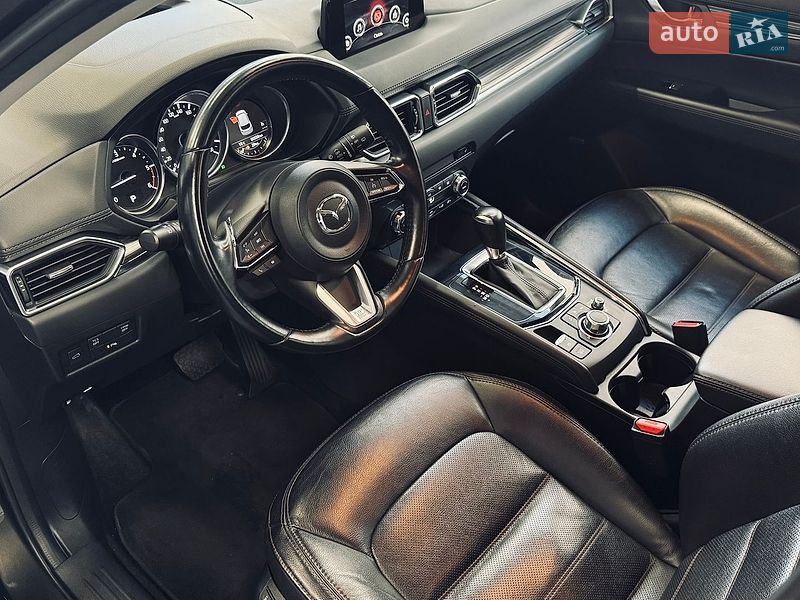 Внедорожник / Кроссовер Mazda CX-5 2017 в Киеве