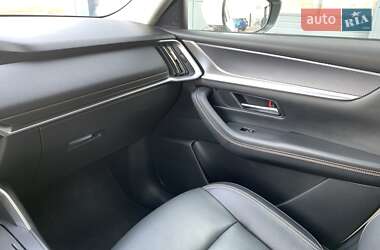 Внедорожник / Кроссовер Mazda CX-60 2023 в 