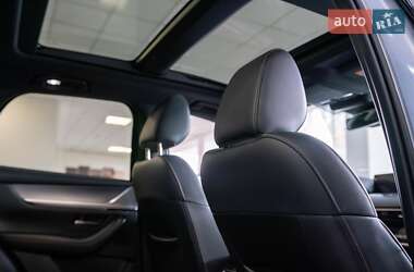Позашляховик / Кросовер Mazda CX-60 2024 в 