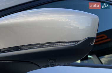 Внедорожник / Кроссовер Mazda CX-60 2023 в 