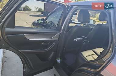 Внедорожник / Кроссовер Mazda CX-60 2023 в 