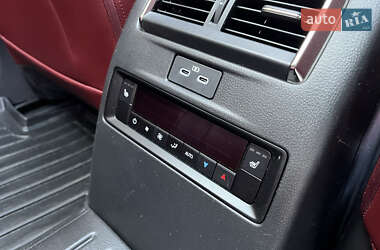 Позашляховик / Кросовер Mazda CX-70 2024 в 